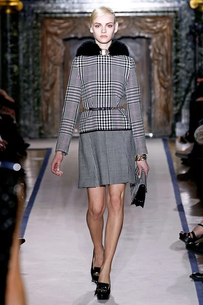 Look 22